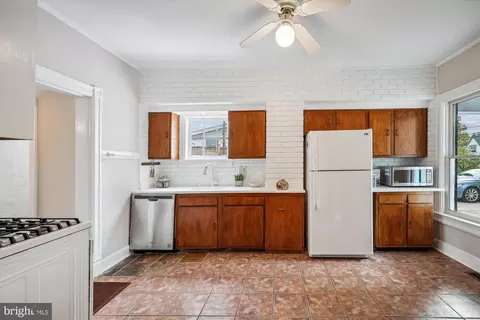 637 Ritchie Ave, Silver Spring, MD 20910 photo 13