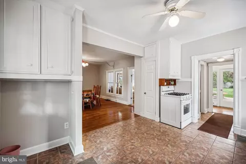 637 Ritchie Ave, Silver Spring, MD 20910 photo 15