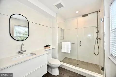 2 Dunleith Ct, North Potomac, MD 20878 photo 19