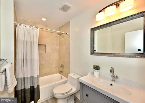 2 Dunleith Ct, North Potomac, MD 20878 photo 24