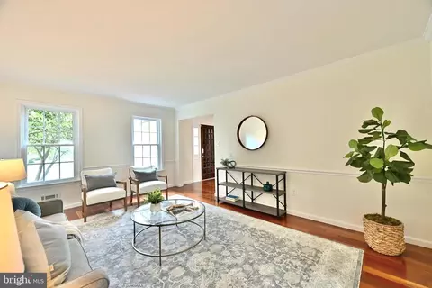 2 Dunleith Ct, North Potomac, MD 20878 photo 5