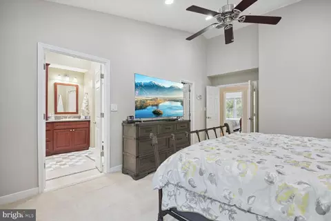 10929 Rocky Mount Way, Silver Spring, MD 20902 photo 18
