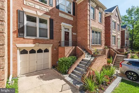 10929 Rocky Mount Way, Silver Spring, MD 20902 photo 2