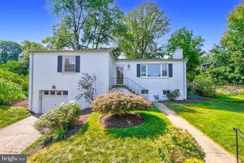 400 Hinsdale Ct, Silver Spring, MD 20901 photo 2