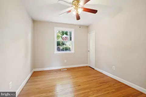 400 Hinsdale Ct, Silver Spring, MD 20901 photo 26