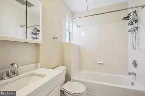 400 Hinsdale Ct, Silver Spring, MD 20901 photo 25
