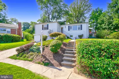 400 Hinsdale Ct, Silver Spring, MD 20901 photo 3