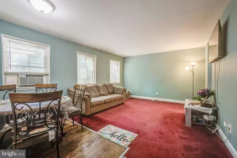 Living - 8718 Manchester Rd #4, Silver Spring, MD 20901 photo 1 of 3