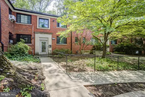 Exterior - 8718 Manchester Rd #4, Silver Spring, MD 20901 photo 1 of 1