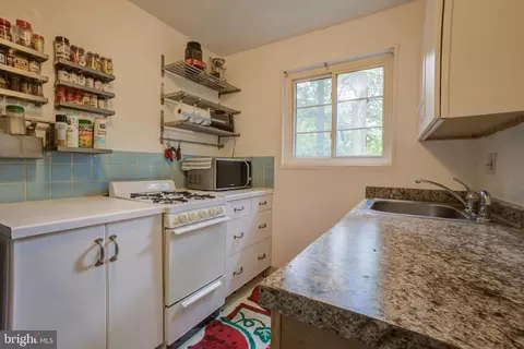 Kitchen - 8718 Manchester Rd #4, Silver Spring, MD 20901 photo 1 of 2