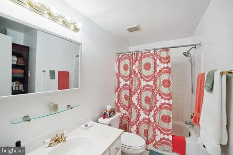 13907 Valleyfield Dr, Silver Spring, MD 20906 photo 8