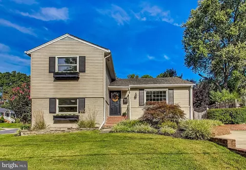 11400 Woodson Ave, Kensington, MD 20895