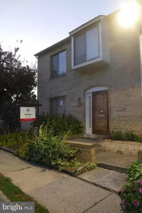 10065 Ridgeline Dr, Montgomery Village, MD 20886