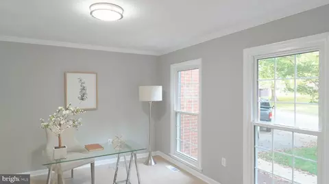 Entry Way - 709 Brandon Green Dr, Silver Spring, MD 20904 photo 3 of 7