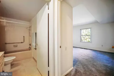 3408 Chiswick Ct #47-2F, Silver Spring, MD 20906 photo 13