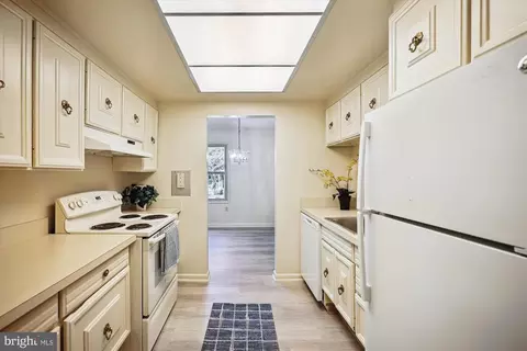 3408 Chiswick Ct #47-2F, Silver Spring, MD 20906 photo 4