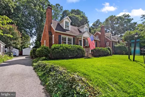 109 Eastmoor Dr, Silver Spring, MD 20901