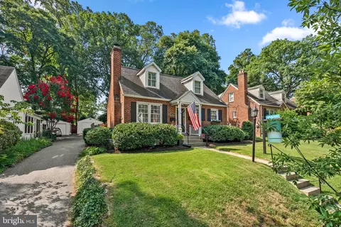 Exterior - 109 Eastmoor Dr, Silver Spring, MD 20901 photo 10 of 18
