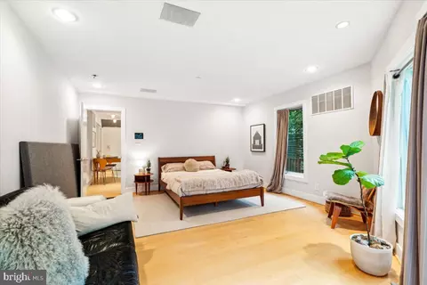 9803 Mcmillan Ave, Silver Spring, MD 20910 photo 44