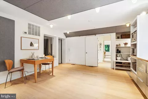 9803 Mcmillan Ave, Silver Spring, MD 20910 photo 40