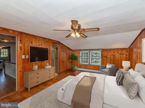 Bedroom - 25641 Ridge Rd, Damascus, MD 20872 photo 1 of 1