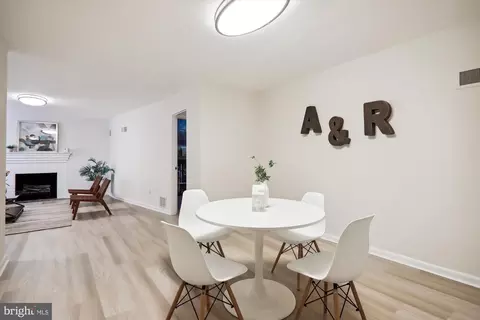 Dining - 1200 Ballard St, Silver Spring, MD 20910 photo 6 of 7