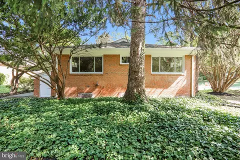 Exterior - 1200 Ballard St, Silver Spring, MD 20910 photo 7 of 10