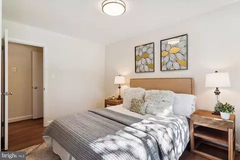 Bedroom - 1200 Ballard St, Silver Spring, MD 20910 photo 5 of 10