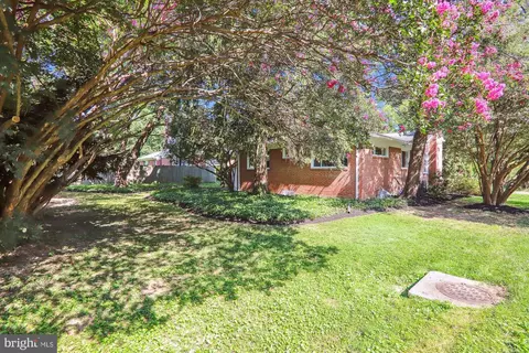 Exterior - 1200 Ballard St, Silver Spring, MD 20910 photo 8 of 10