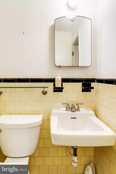 Bath - 709 Brantford Ave, Silver Spring, MD 20904 photo 2 of 10