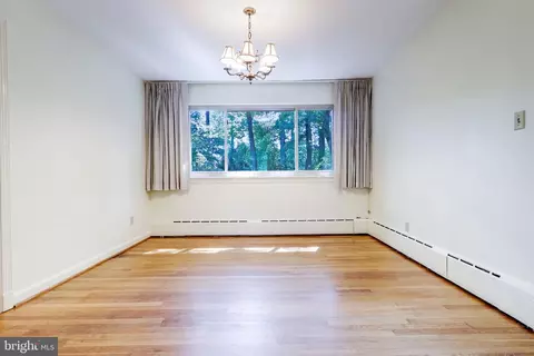 Living - 709 Brantford Ave, Silver Spring, MD 20904 photo 1 of 8