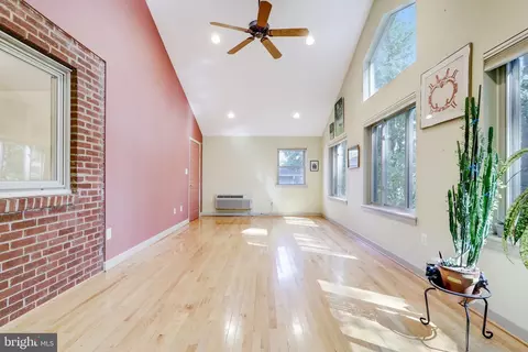 Living - 709 Brantford Ave, Silver Spring, MD 20904 photo 6 of 8