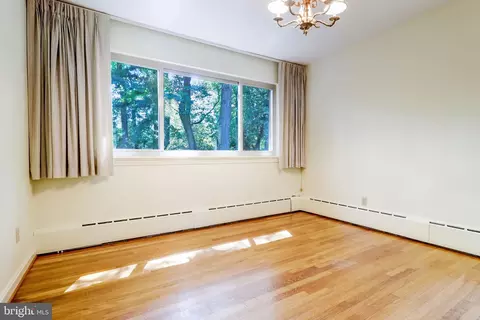 Bedroom - 709 Brantford Ave, Silver Spring, MD 20904 photo 1 of 9