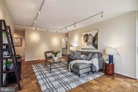 Living - 2100 Washington Ave #8-D, Silver Spring, MD 20910 photo 5 of 6
