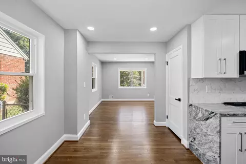 1621 Belvedere Blvd, Silver Spring, MD 20902 photo 7