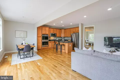 1508 Regent Manor Ct, Silver Spring, MD 20904 photo 14