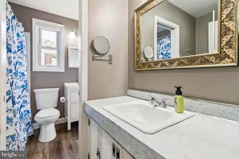 12121 Livingston St, Silver Spring, MD 20902 photo 9