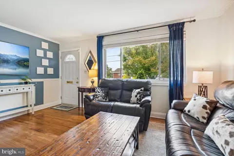 12121 Livingston St, Silver Spring, MD 20902 photo 3