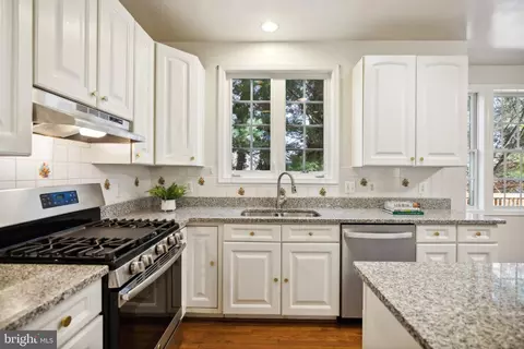 Kitchen - 13129 Venetian Rd, Silver Spring, MD 20904 photo 2 of 6