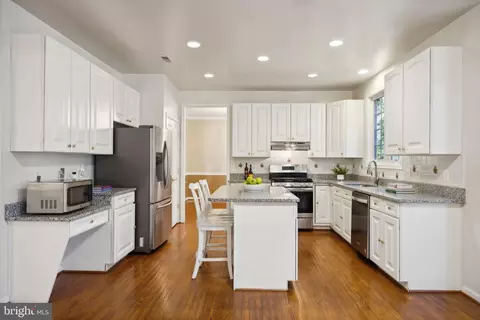 Kitchen - 13129 Venetian Rd, Silver Spring, MD 20904 photo 5 of 6