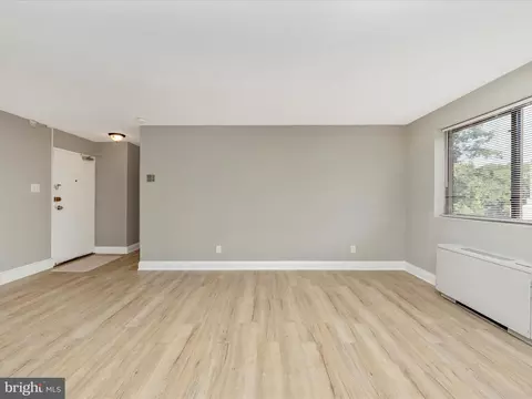 8601 Manchester Rd #417, Silver Spring, MD 20901 photo 7
