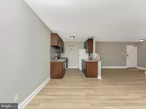 8601 Manchester Rd #417, Silver Spring, MD 20901 photo 16