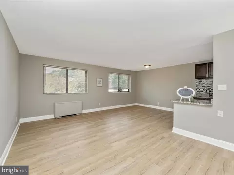 8601 Manchester Rd #417, Silver Spring, MD 20901 photo 12