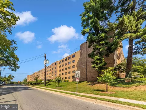 8601 Manchester Rd #417, Silver Spring, MD 20901 photo 48