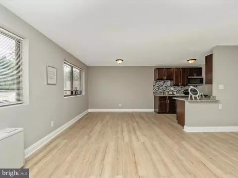 8601 Manchester Rd #417, Silver Spring, MD 20901 photo 11