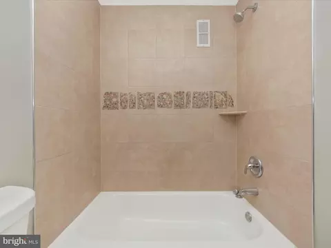 8601 Manchester Rd #417, Silver Spring, MD 20901 photo 35