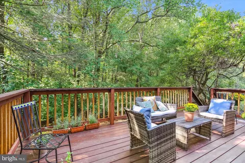 Exterior - 608 Symphony Woods Dr, Silver Spring, MD 20901 photo 3 of 20
