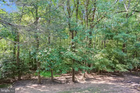 Exterior - 608 Symphony Woods Dr, Silver Spring, MD 20901 photo 4 of 20