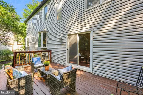 Exterior - 608 Symphony Woods Dr, Silver Spring, MD 20901 photo 6 of 20