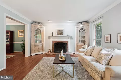 Living - 608 Symphony Woods Dr, Silver Spring, MD 20901 photo 1 of 7